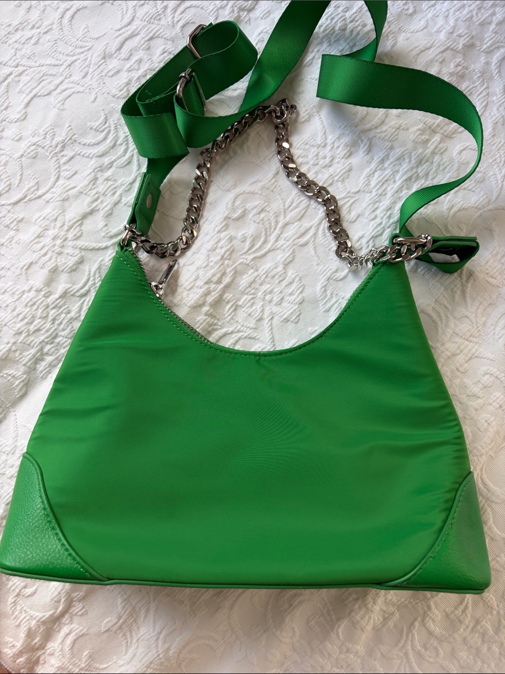 Green Women's Shoulder Bag with Chain Strap